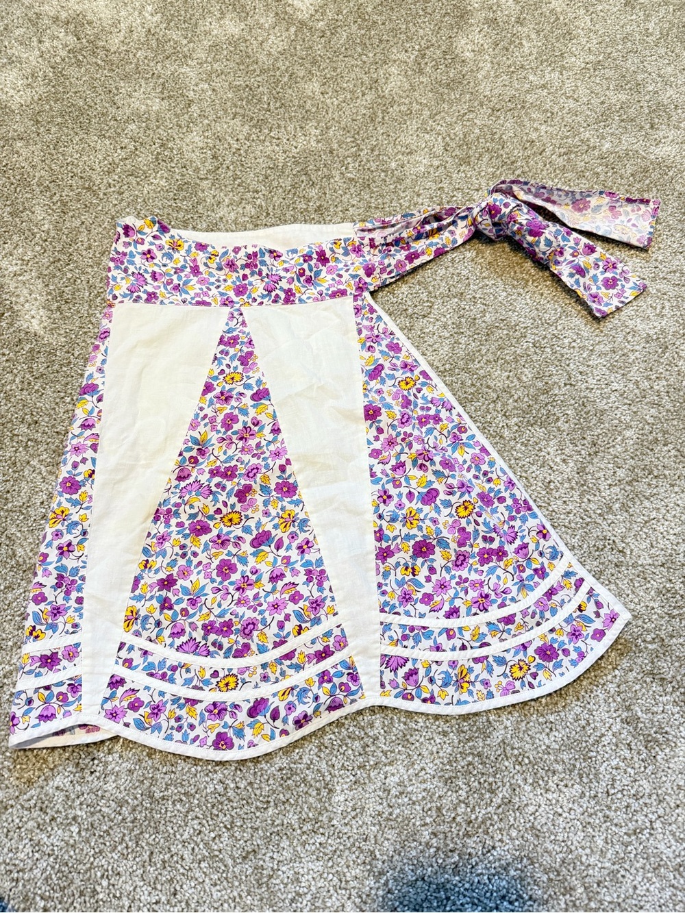 Vintage Floral Tie-Waist Women’s Apron